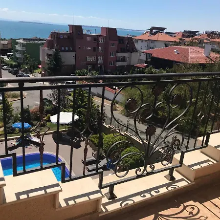 Appartamento Апартамент Поли Сардиния Sveti Vlas